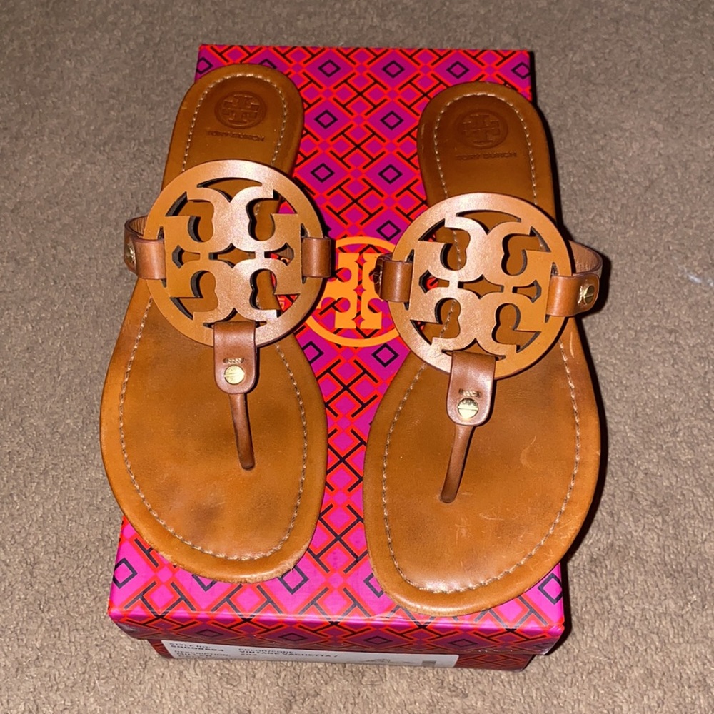 Tory Burch MILLER SANDAL, LEATHER w/box
